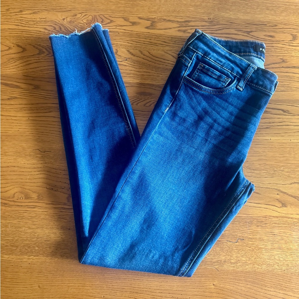 Prosperity Women’s Skinny Jeans Size 28 Dark Wash Raw Hem Stretch Denim